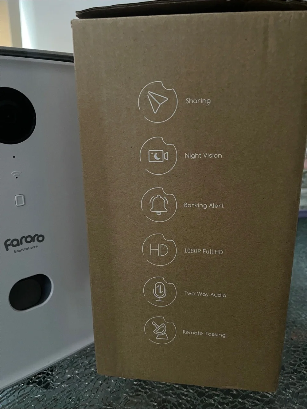 Fararo Pet Treat Dispenser with Camera